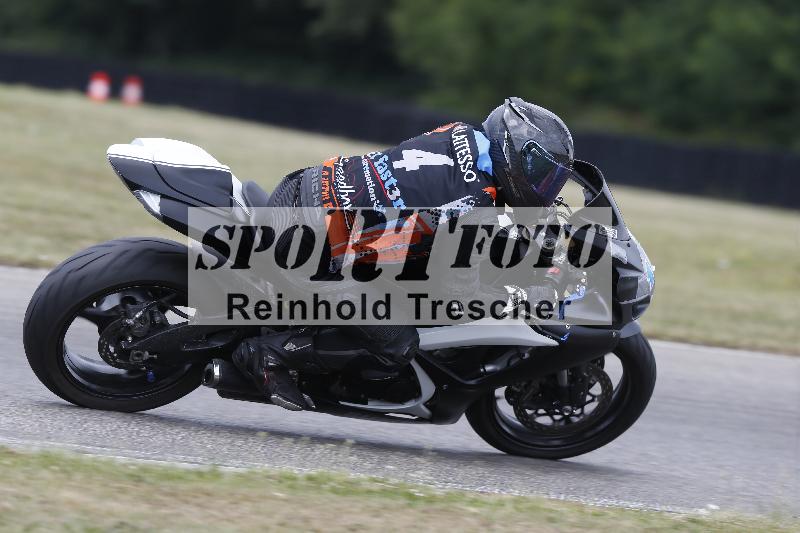 /30 23.06.2025 Get Faster Caremotion ADR/Rider Academy gruen/backside
